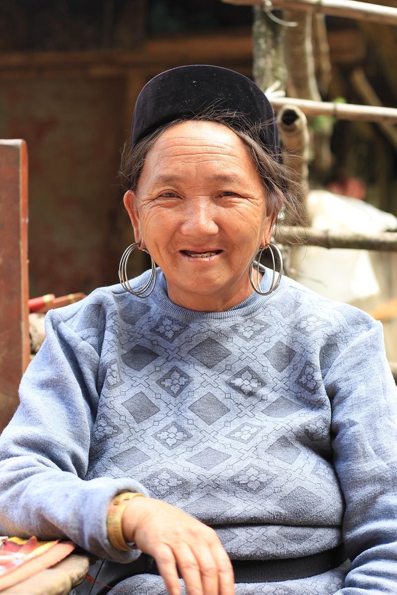 Sapa Hill Tribe Women - Vietnam Travels gallery
